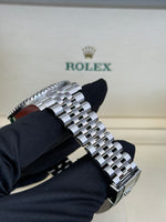 Load image into Gallery viewer, Rolex GMT-Master II 40mm 'Bruce Wayne' Stainless Steel Jubilee - 126710GRNR