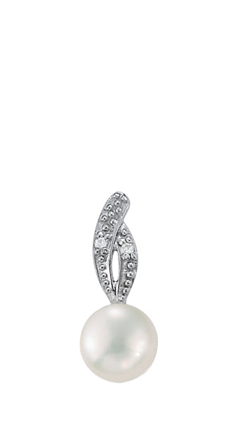 Earring 6mm pearl center earring