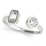 Load image into Gallery viewer, Emerald &amp; Round Fashion Ring
