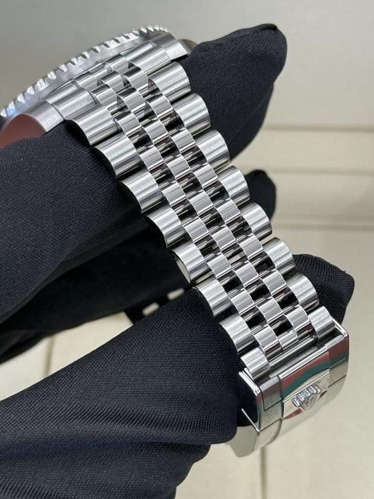 GMT Master II 'Bruce Wayne' Stainless Steel Jubilee