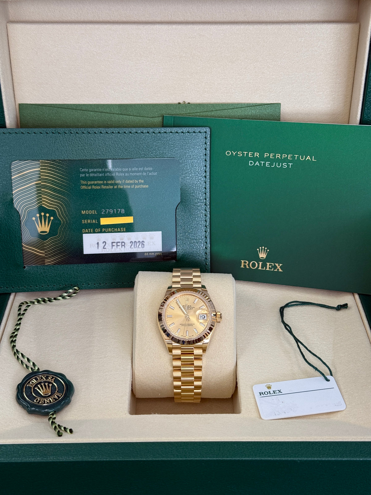Rolex lady datejust 28mm 18k yellow gold champagne index dial   279178