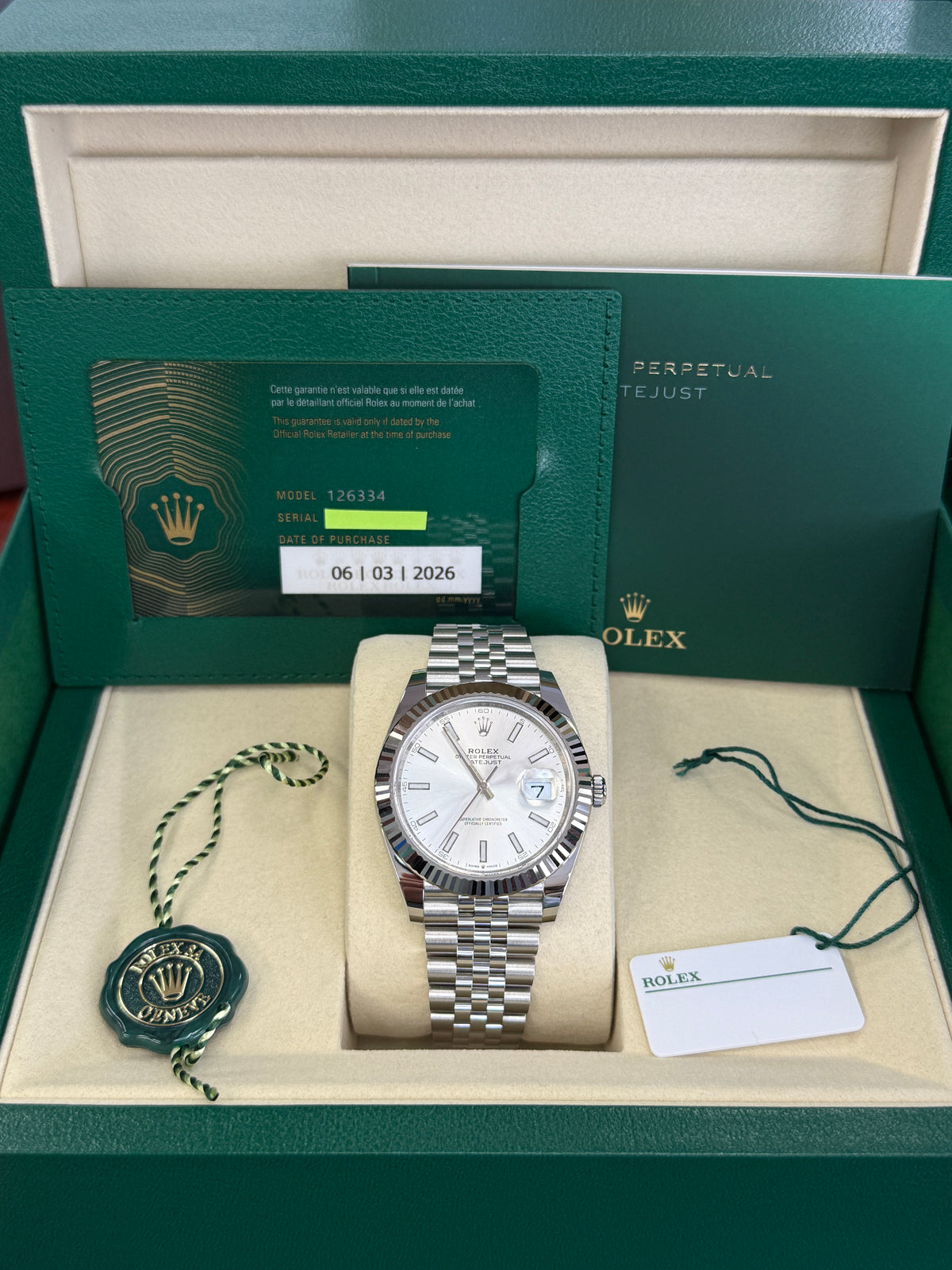Rolex datejust 41mm stainless steel fluted jubilee silver stick dial   126334