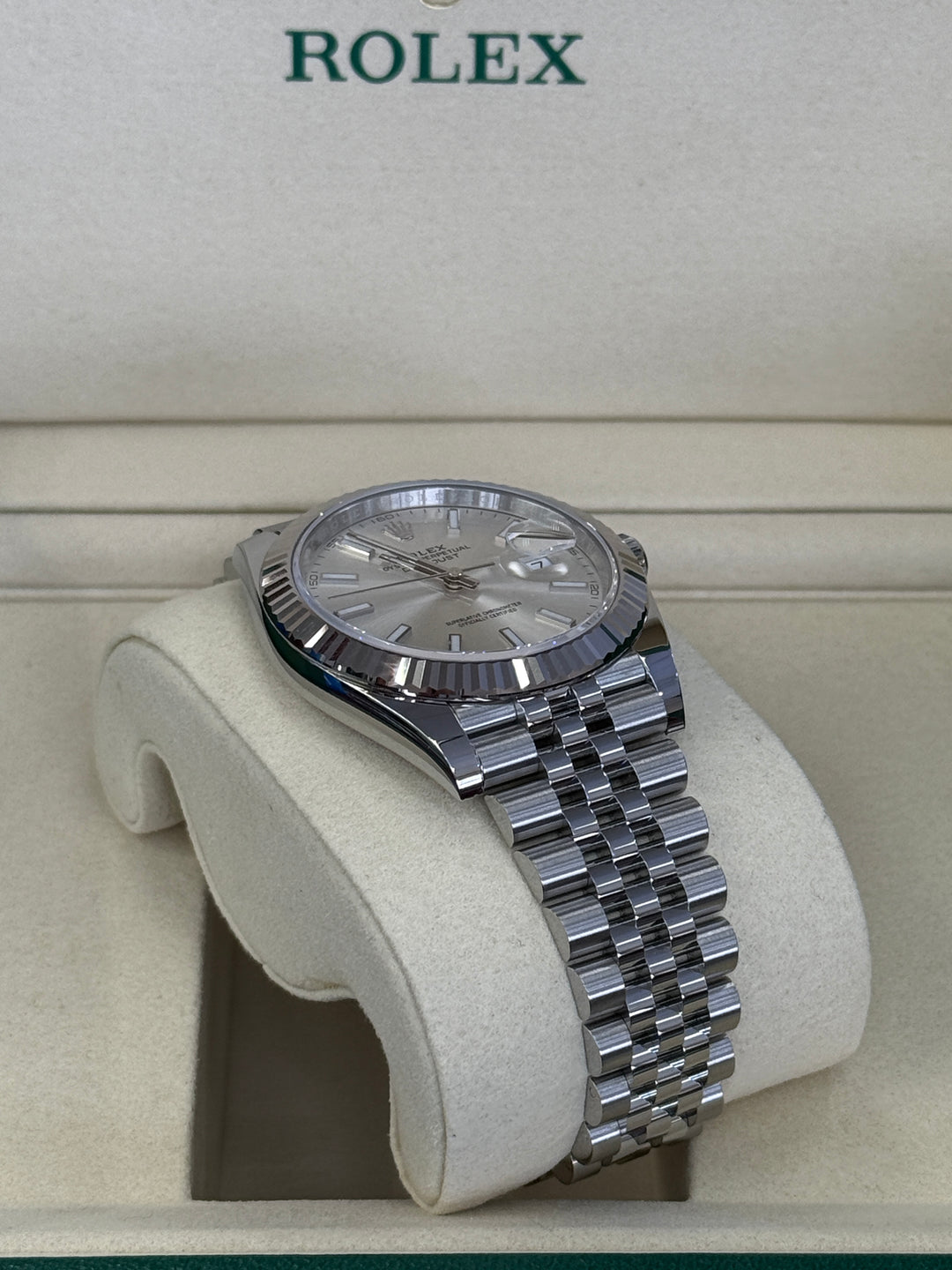 Rolex Datejust 41mm Stainless Steel Fluted Jubilee Silver Stick Dial - 126334