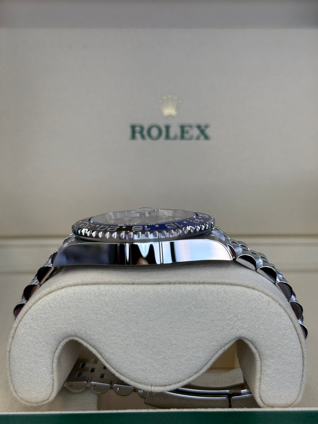 Rolex GMT-Master II 40mm Batgirl Stainless Steel Jubilee - 126710BLNR
