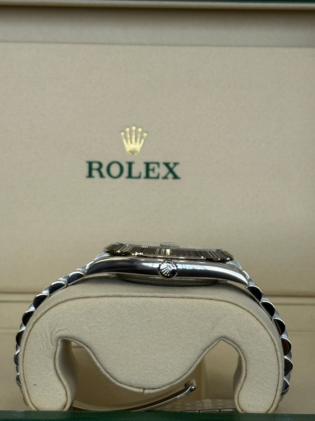 Rolex Datejust 41mm Green Ombre Dial Stainless Steel Jubilee - 126334