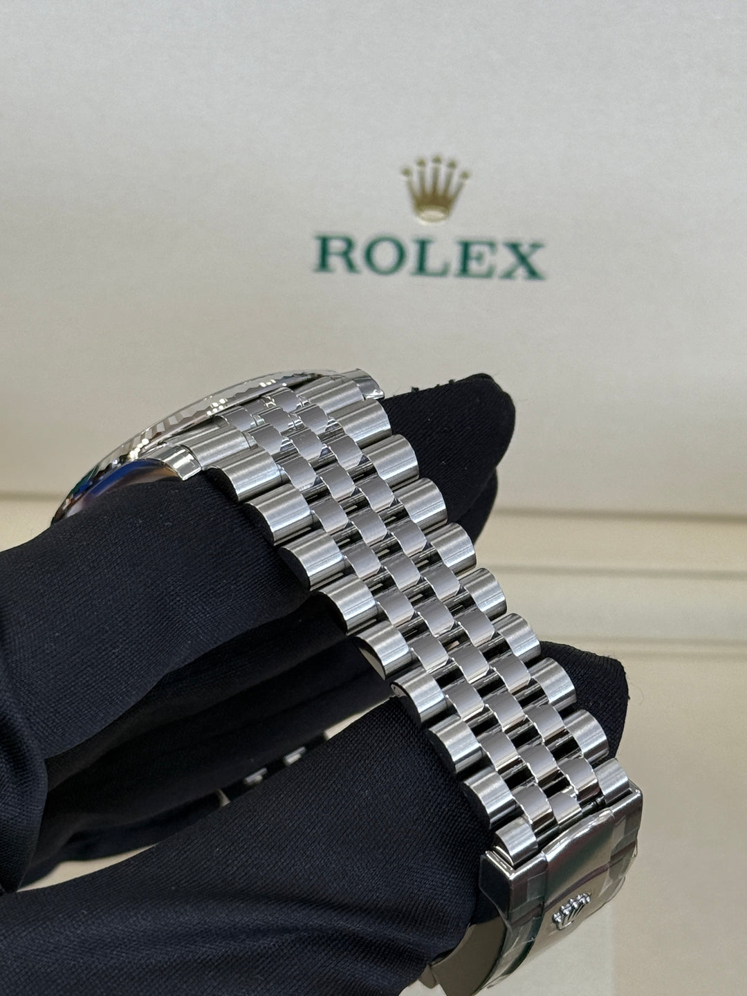 Rolex Datejust 41mm Green Ombre Dial Stainless Steel Jubilee - 126334