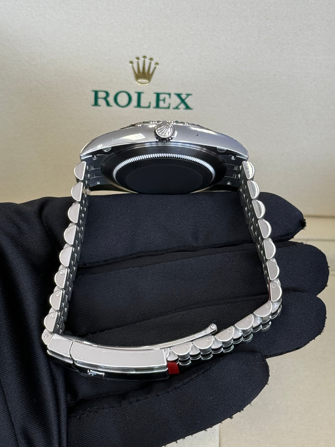 Rolex Datejust 41mm Green Ombre Dial Stainless Steel Jubilee - 126334