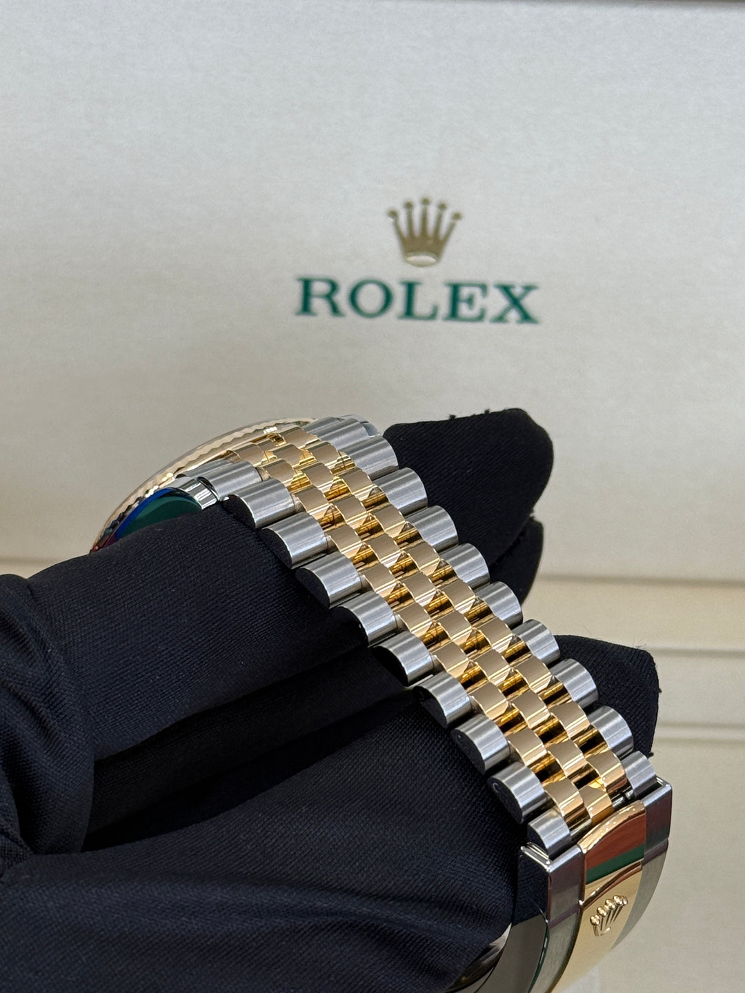 Rolex Datejust 36mm Wimbledon Dial Two-Tone Yellow Fluted Jubilee - 126233