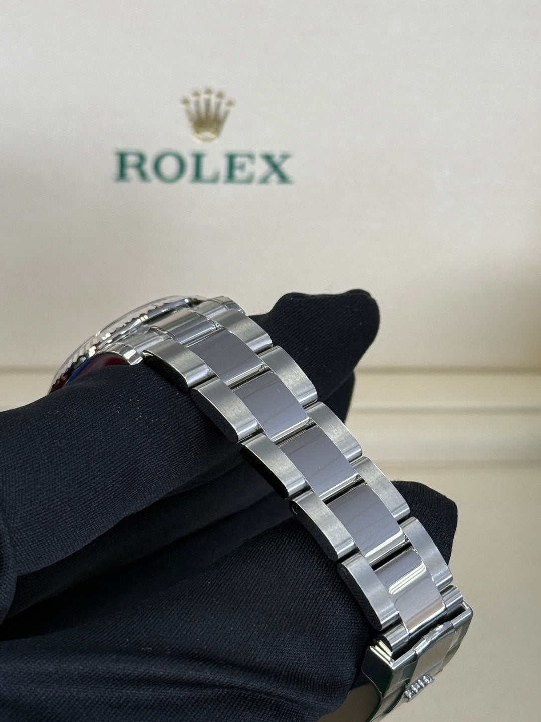 Rolex Datejust 31mm White Roman Dial Stainless Steel Oyster - 278274
