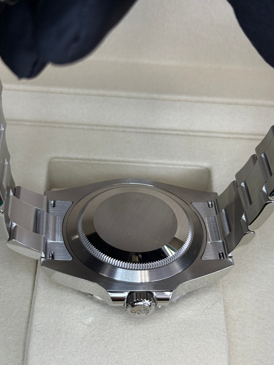 Rolex Submariner No Date 41mm Stainless Steel Oyster - 124060