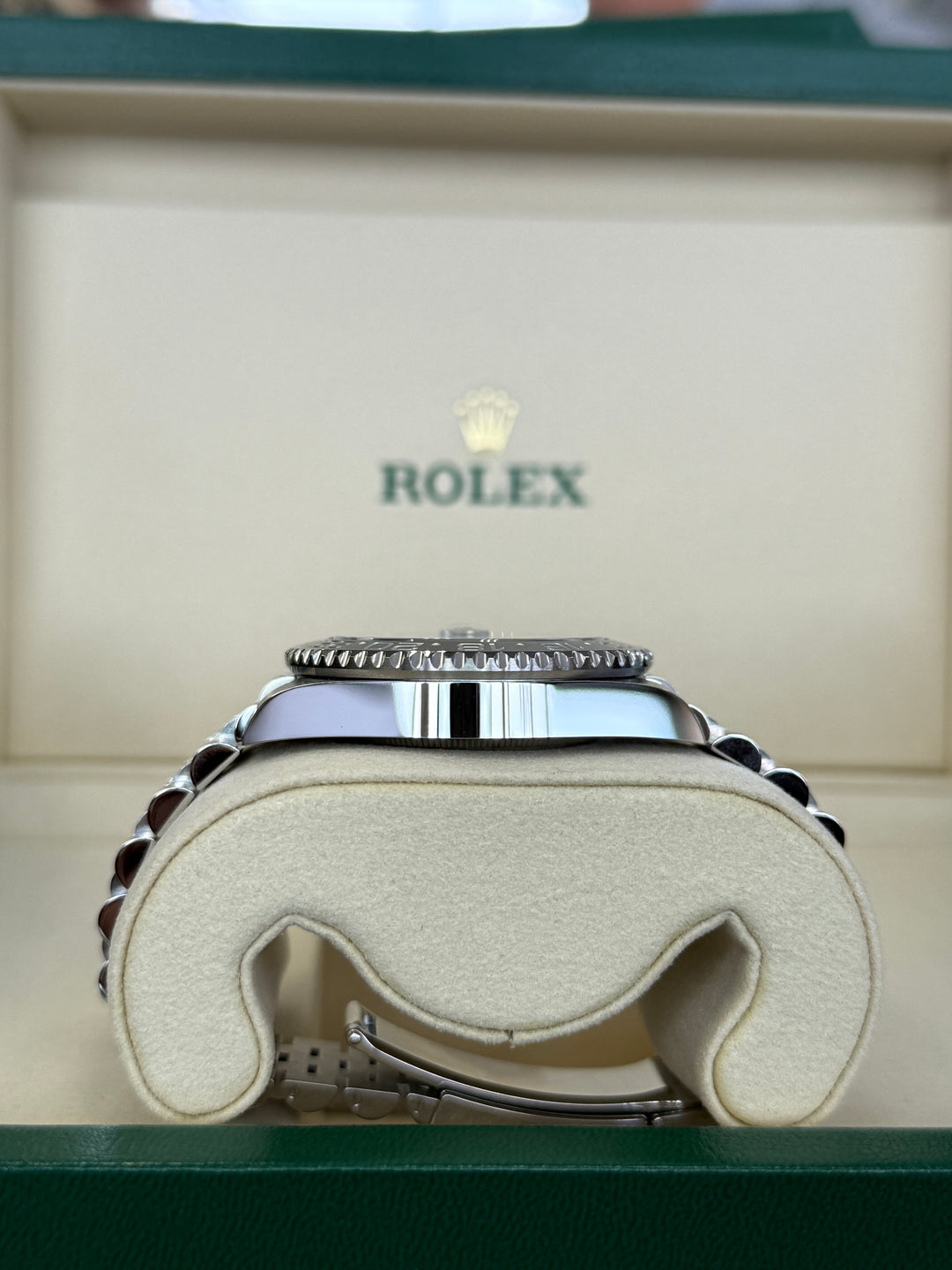 Rolex GMT-Master II 40mm 'Bruce Wayne' Stainless Steel Jubilee - 126710GRNR