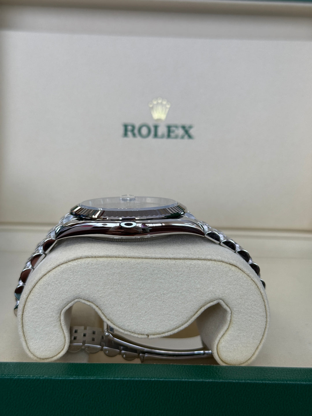 Rolex Datejust 41mm Wimbledon Dial Stainless Steel Jubilee - 126334