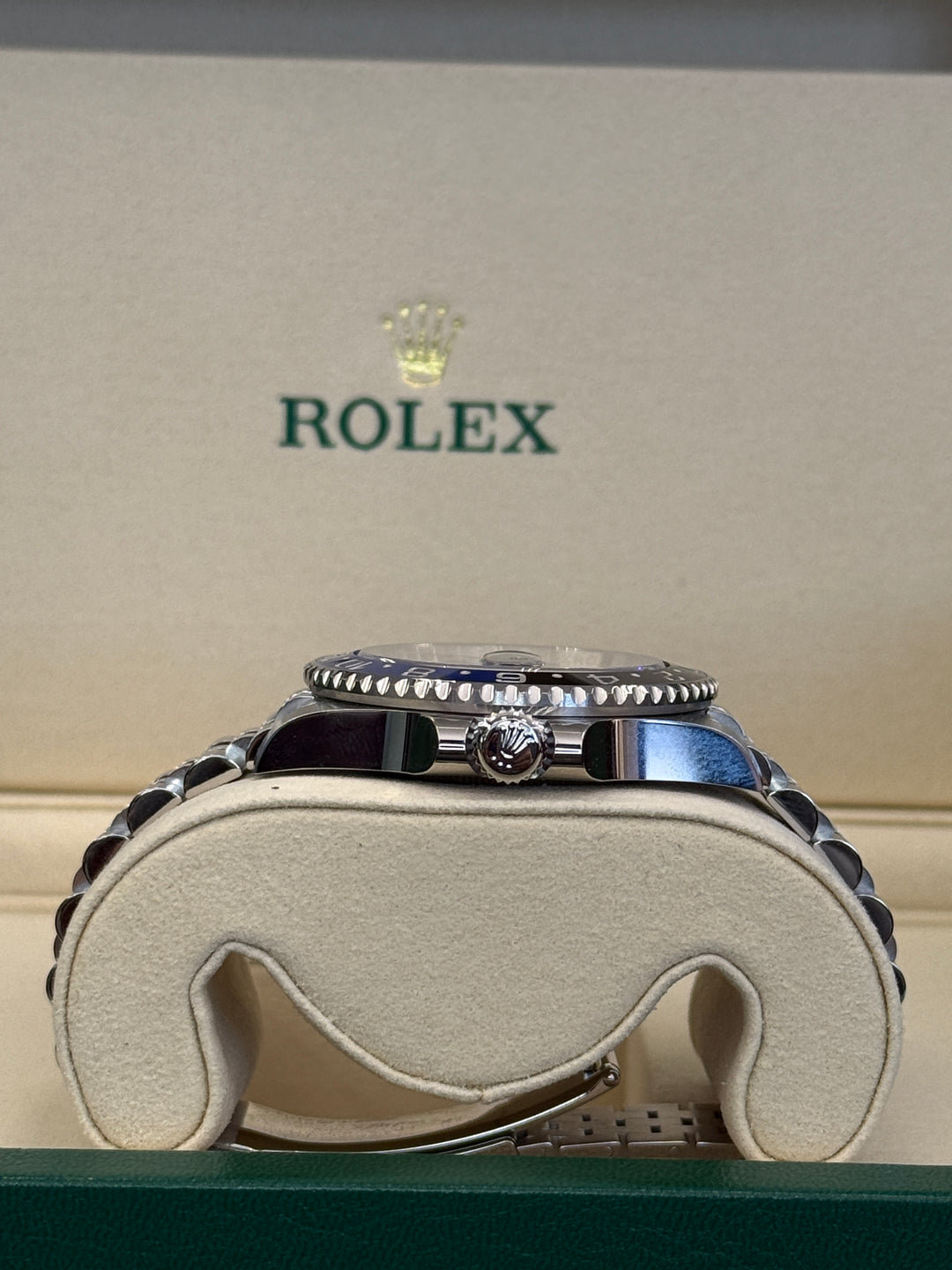 Rolex GMT-Master II 40mm Batgirl Stainless Steel Jubilee - 126710BLNR