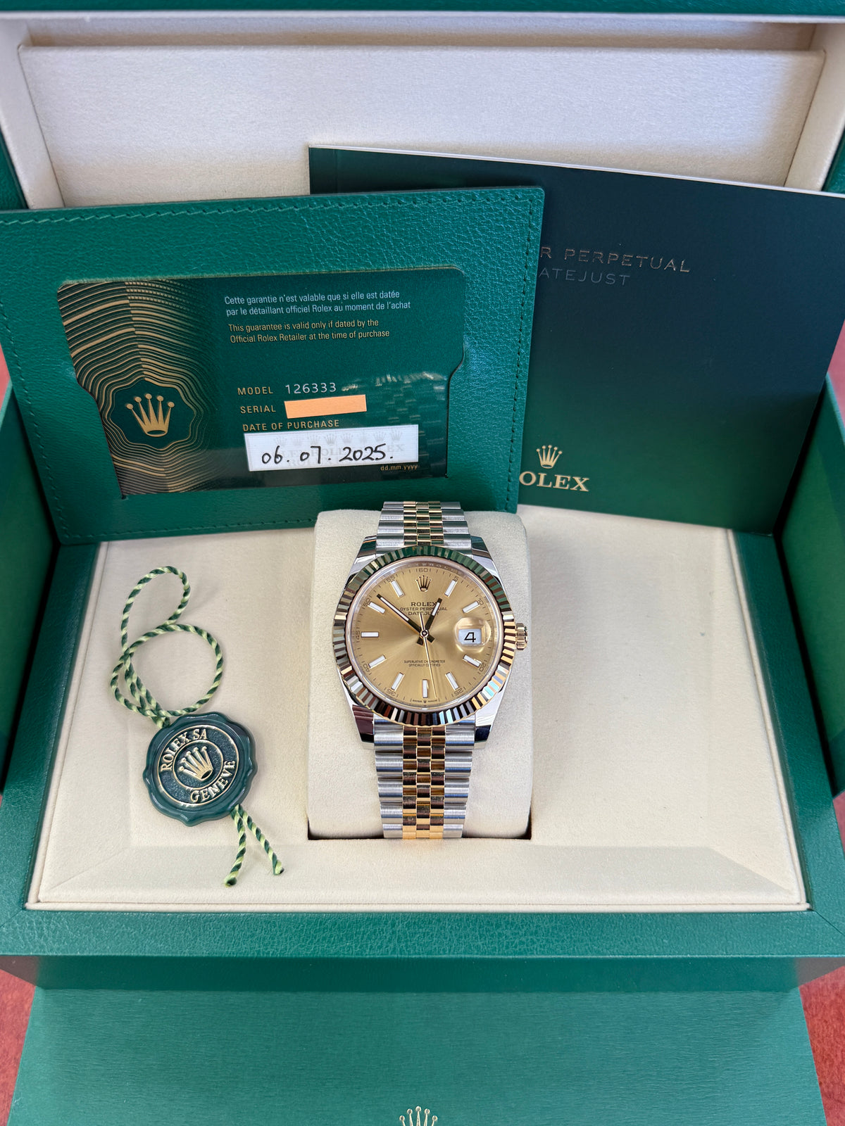 Rolex datejust 41mm two tone yellow jubilee champagne stick dial