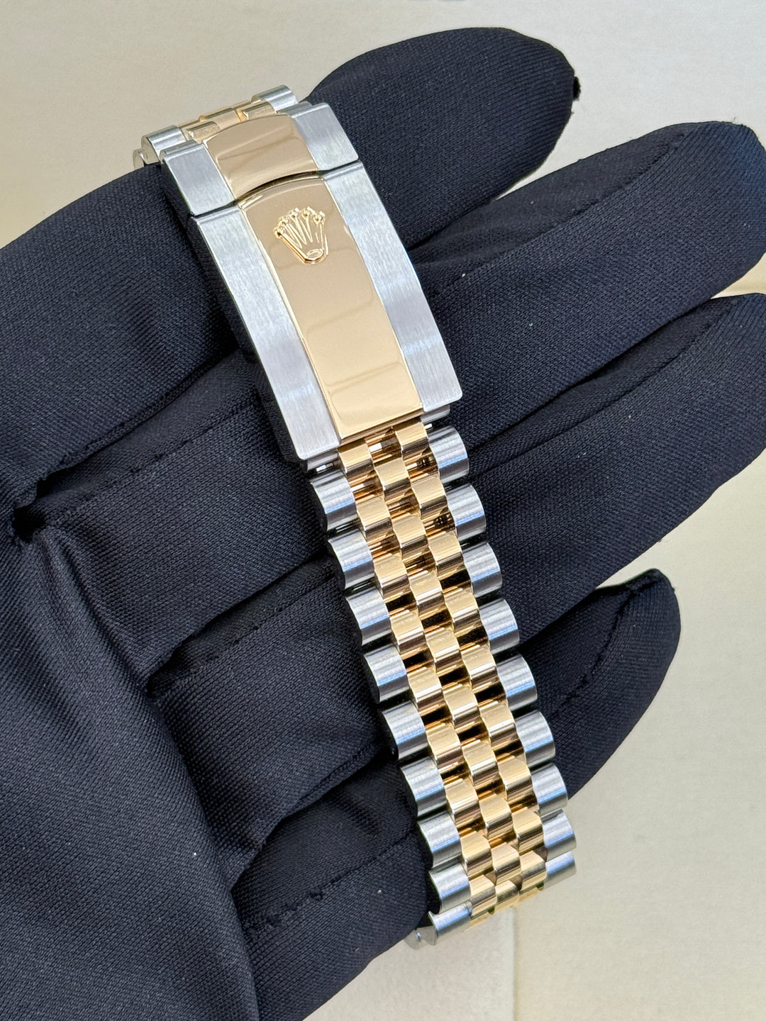 Rolex Datejust 41mm Two-Tone Yellow Jubilee Champagne Stick Dial