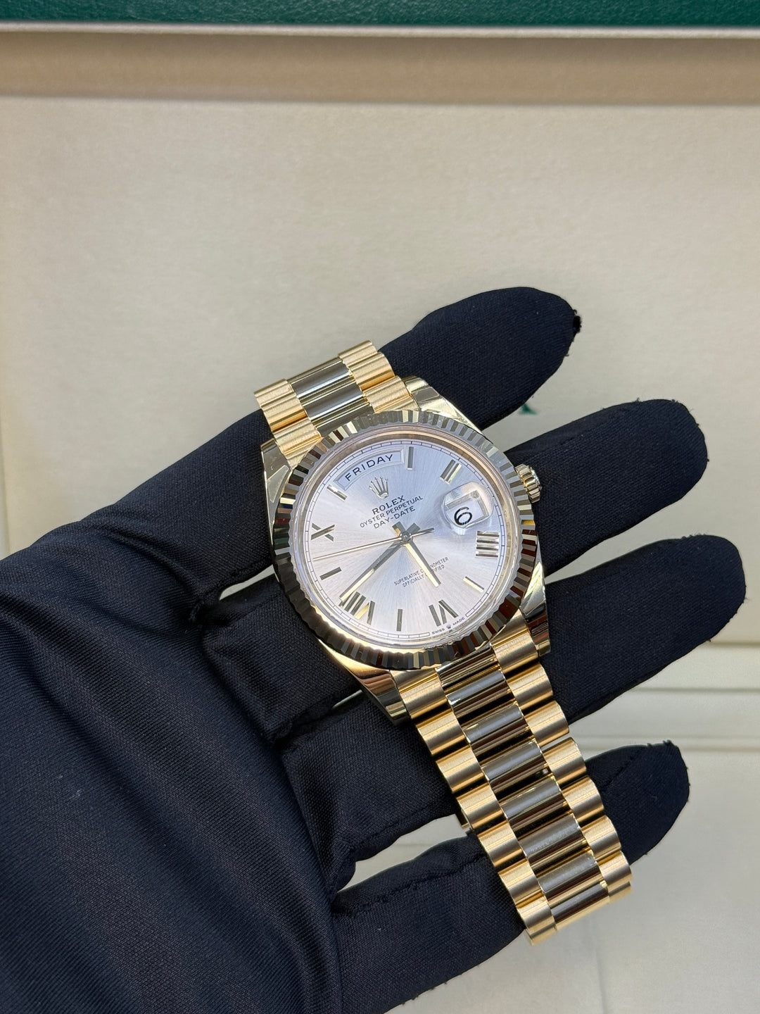 Rolex Day-Date 40mm Silver Roman Dial 18kt Yellow Gold - 228238